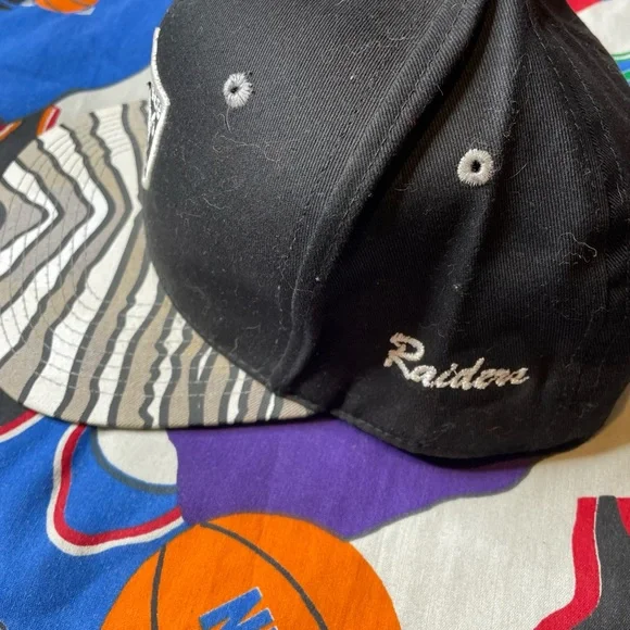 Vintage Los Angeles Raiders Zubaz SnapBack Hat - Picture 3 of 5